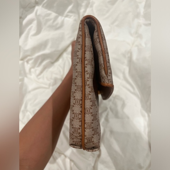 Celine Vtg macadam triomphe fold over clutch - Picture 8 of 16